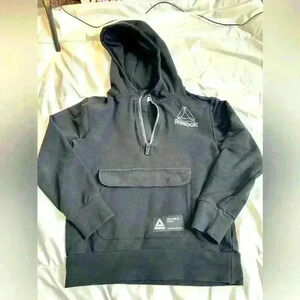 Little boys size 6/8 Reebok hoodie black